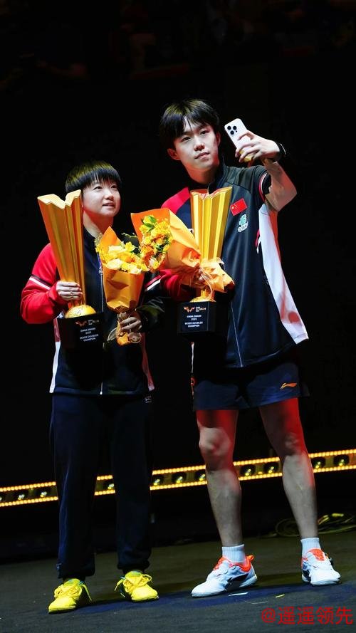 世乒赛王楚钦孙颖莎横扫张本早田 卫冕混双冠军